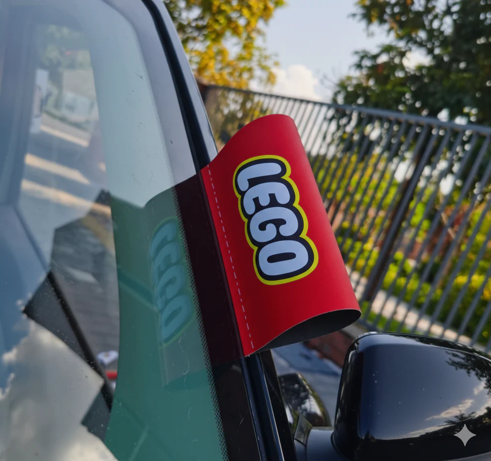 Eticheta auto "LEGO"