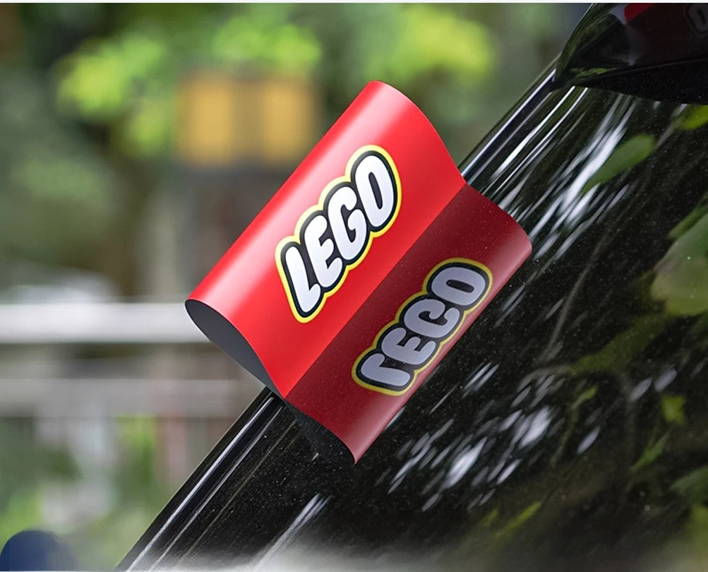Eticheta auto "LEGO"