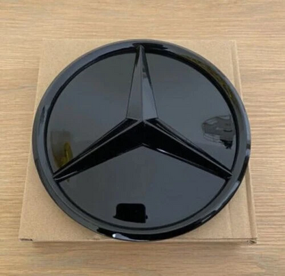 Emblema fata MERCEDES